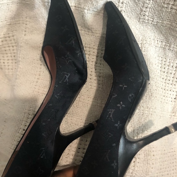 Louis Vuitton Suede Black heels shoe size 36 - Picture 8 of 13